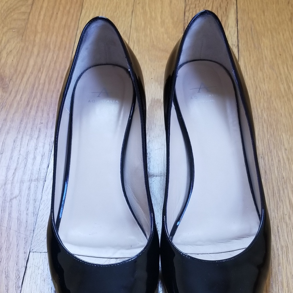 Shoes - Picture 2 of 4